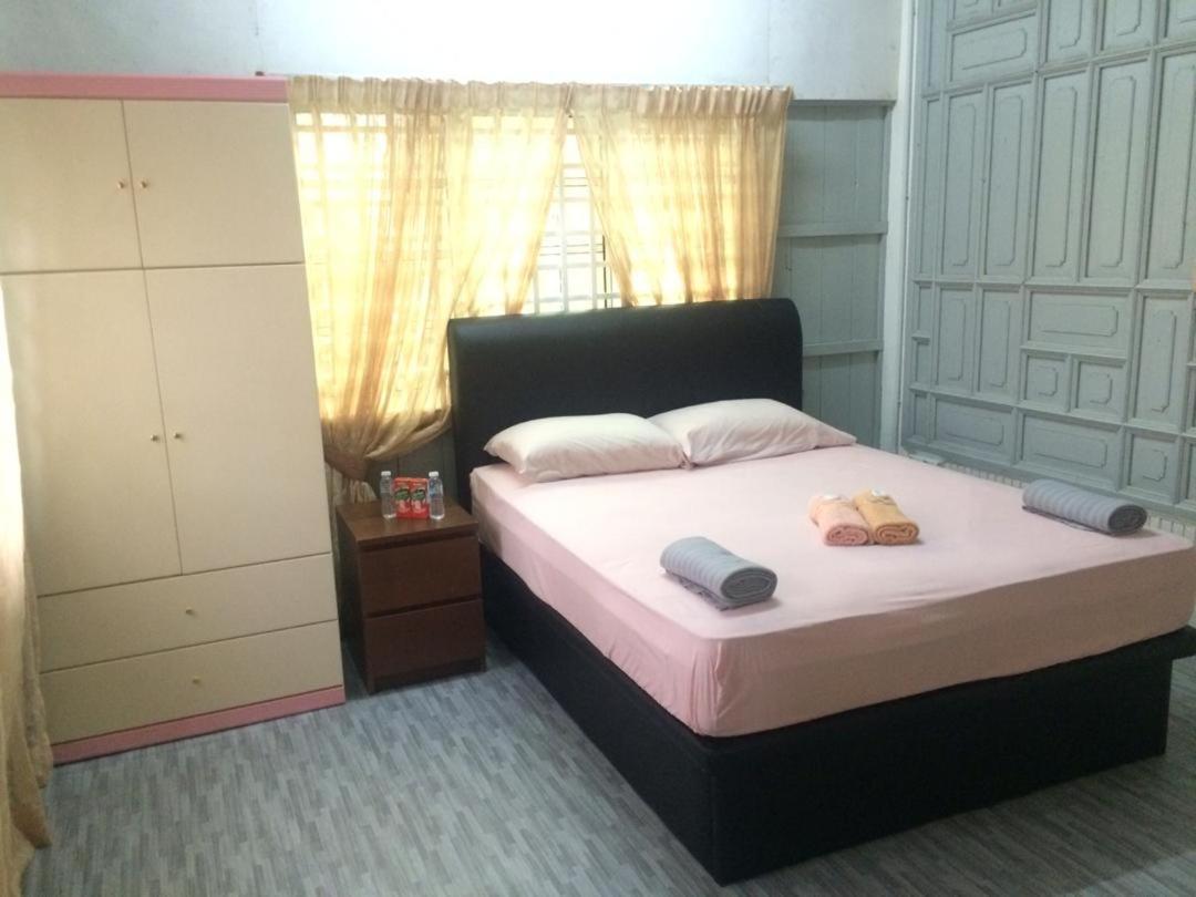 Ila Homestay Kuala Besut Jetty Exterior foto