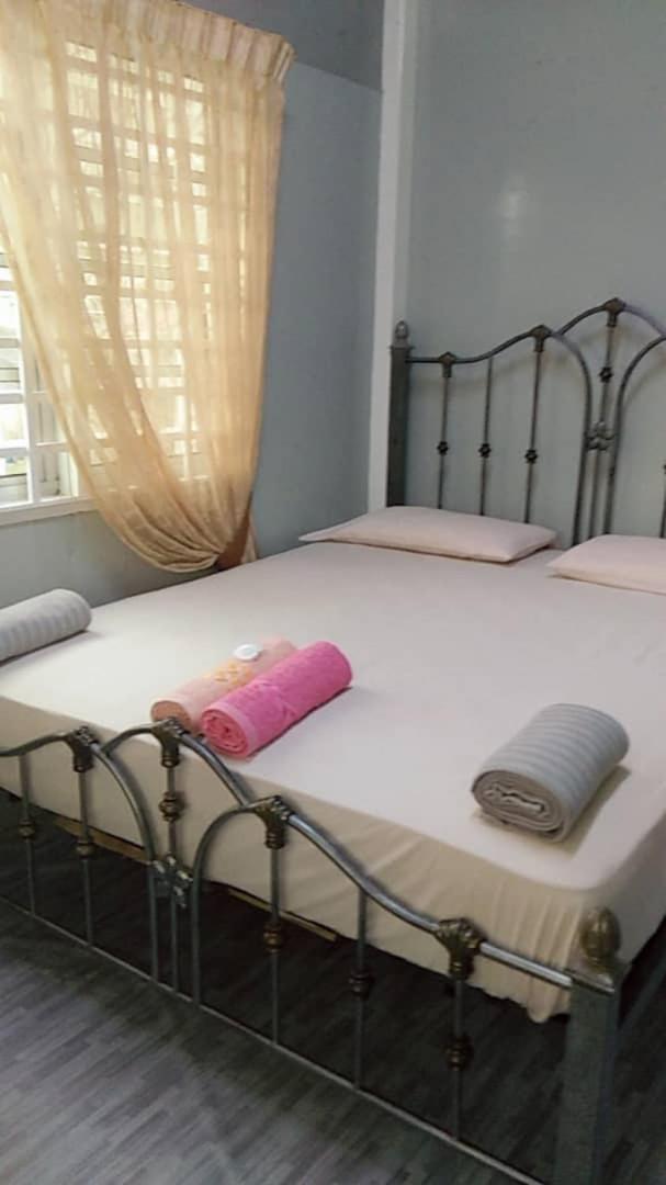 Ila Homestay Kuala Besut Jetty Exterior foto